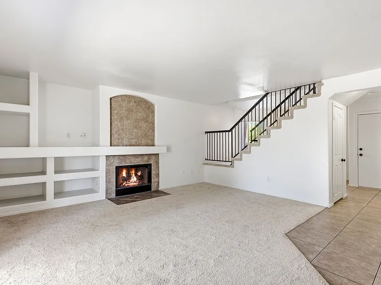 1492 N Saddle St — Photo 6