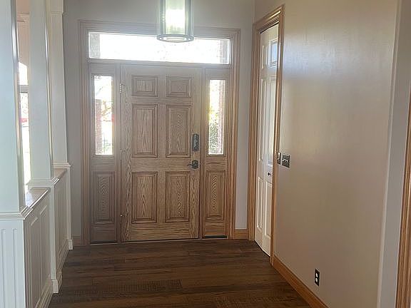 Entry 8 ft X 6 ft 4 in