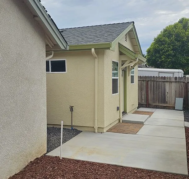376 Marna Dr — Photo 12