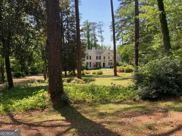 1218 Nottingham Dr, Macon, GA 31211