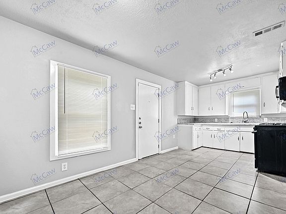 5th image of 6654 Jannie St