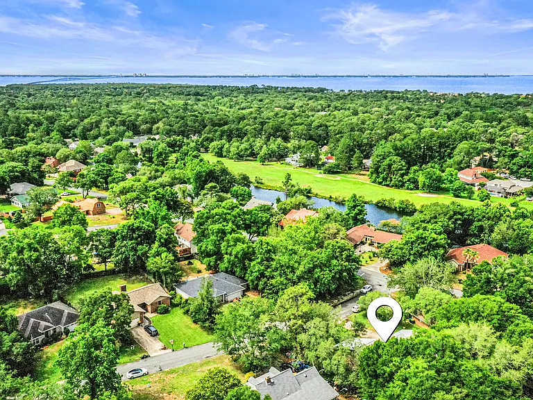 507 Nassau Dr — Photo 47