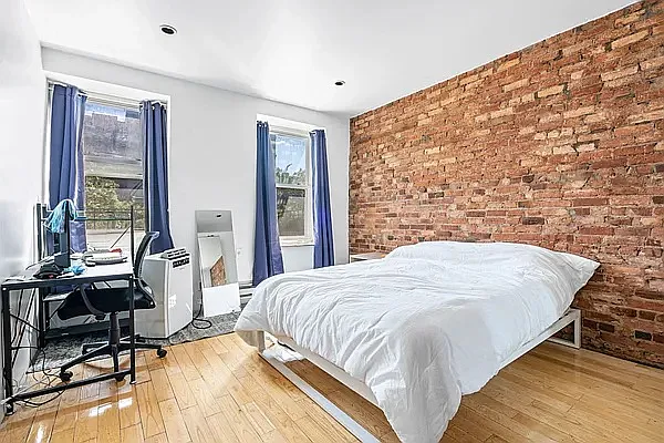 Rented by Oxford Property Group | media 16