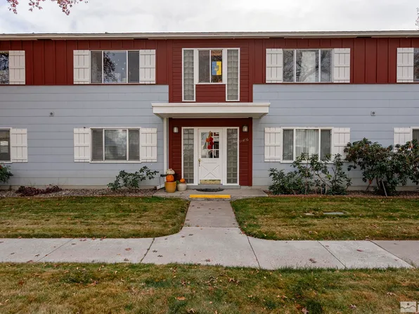 1940 4th St APT 34, Sparks, NV 89431