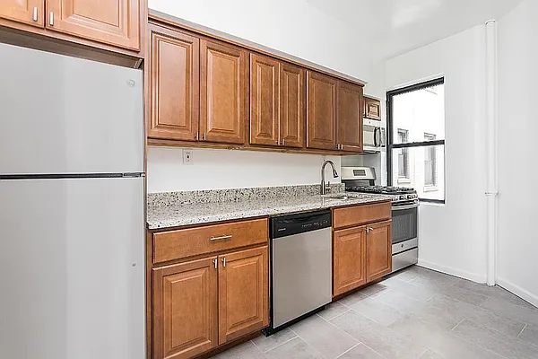 Rented by Living New York | media 13