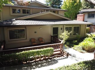 1122 Sutherland Ln APT 1, Capitola, CA 95010