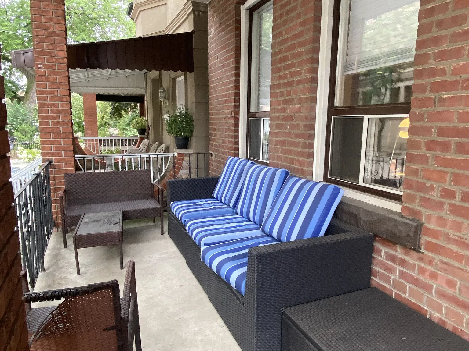1 bed, $2,300 — Photo 2