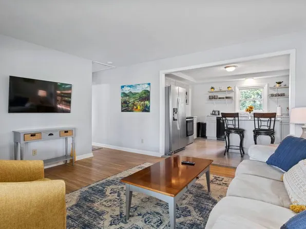253 Johnston Blvd, Asheville, NC 28806