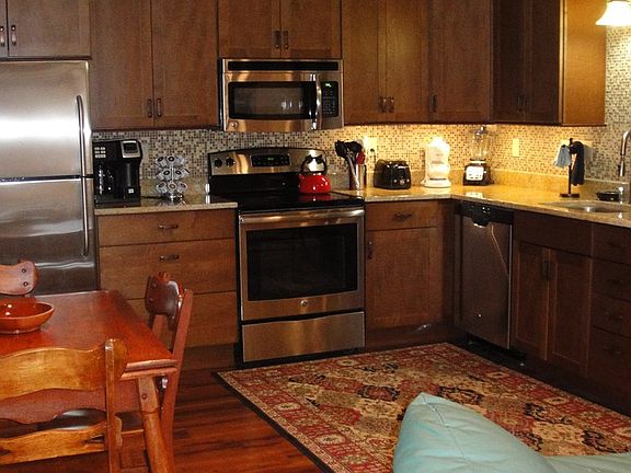2nd image of 116 Sequoia Mountain Ln