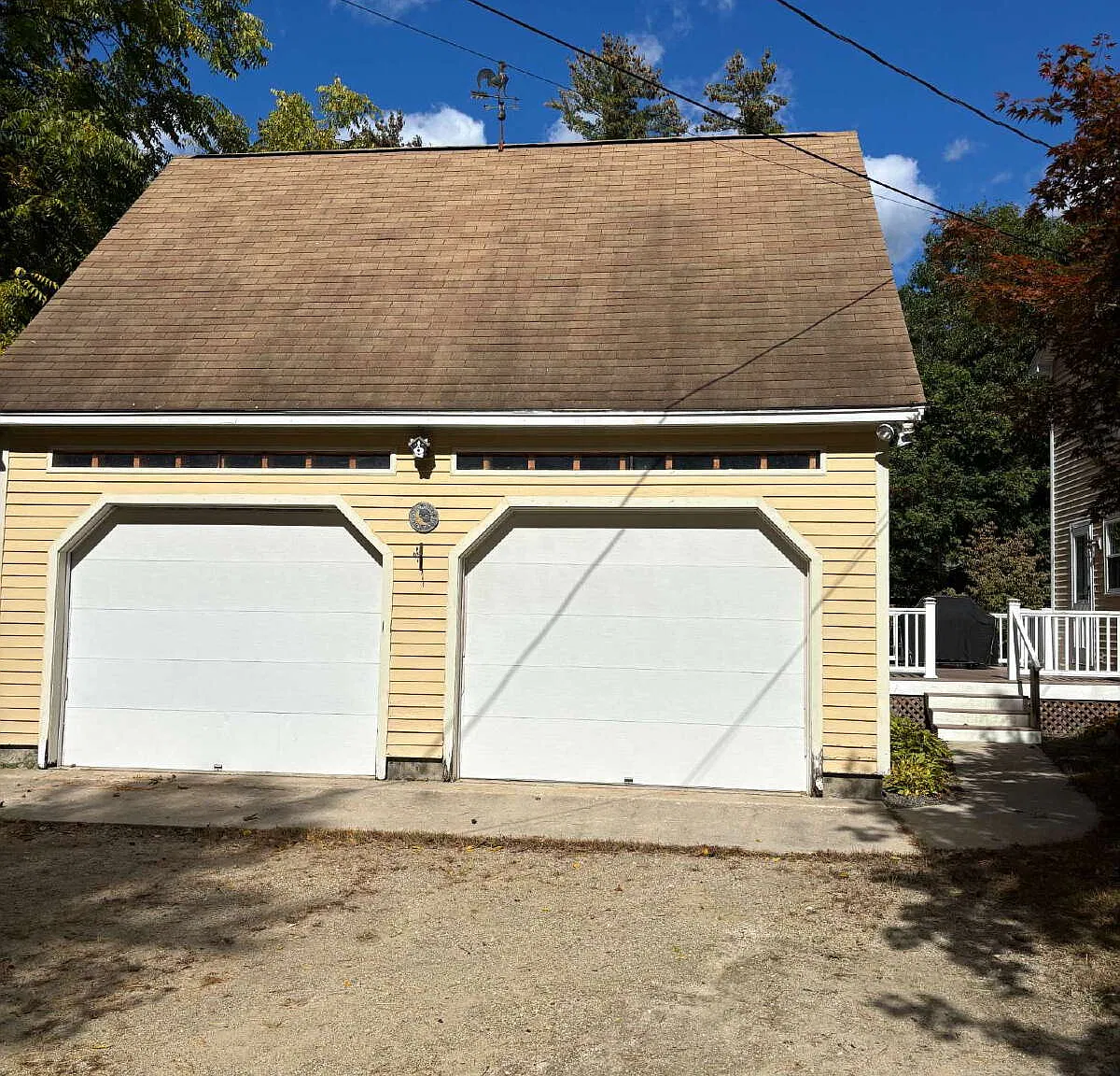 4 bed, 2.0 bath, 1923 sqft, $3,500 — Photo 2