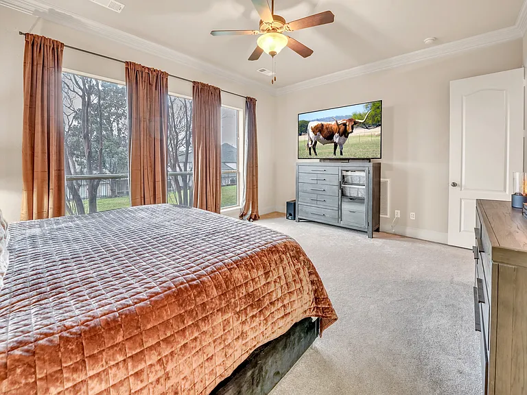 5048 Exposition Way — Photo 15