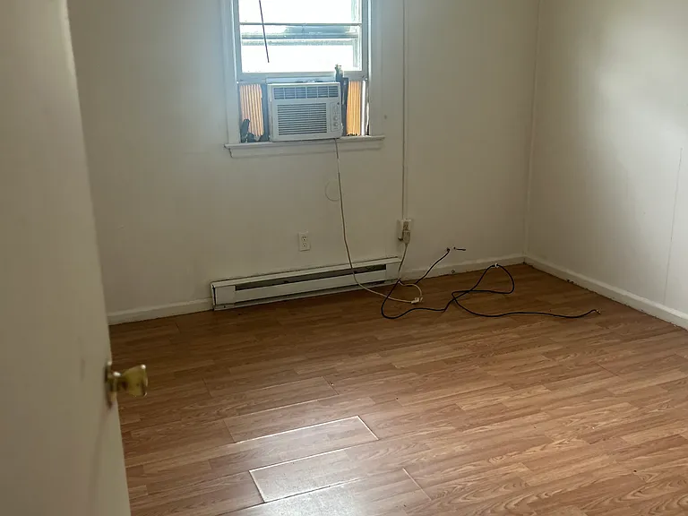 749B Mount Airy St — Photo 6