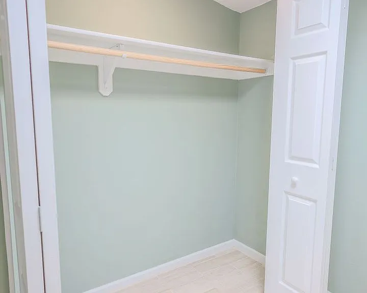1421 N. Louis Ave — Photo 17