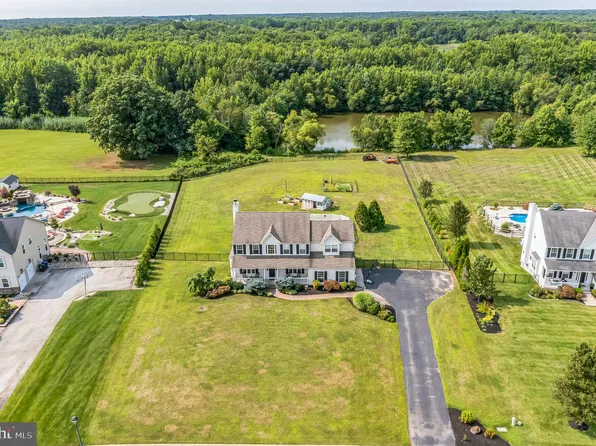 20 Peach Ridge Dr, Mullica Hill, NJ 08062