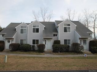 4 Daisy Dr #B, Seymour, CT 06483