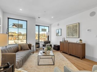 34 Oak St #103, Hyde Park, MA 02136