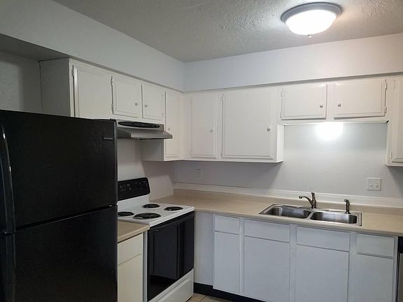 4th image of 13155 Clarewood Dr
