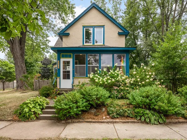 210 Sidney St W, Saint Paul, MN 55107