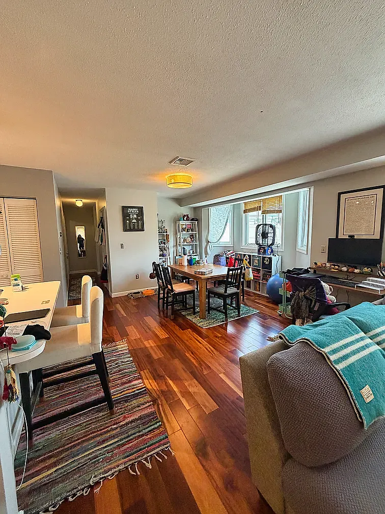 624 Boston Ave — Photo 2