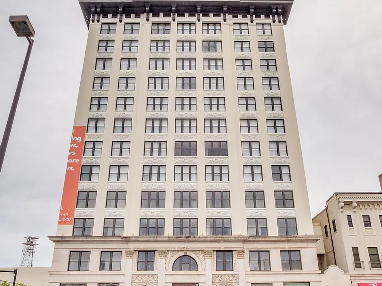 Bell Lofts — Photo 28