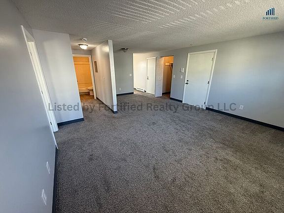 3rd image of 280 Dover St #5