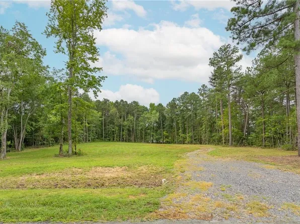 2194 Mountain Valley Dr, Snow Camp, NC 27349