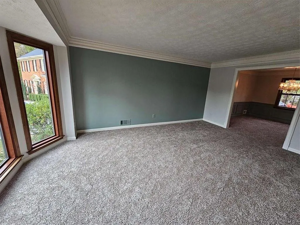 4 bed, 3.0 bath, $2,900 — Photo 3