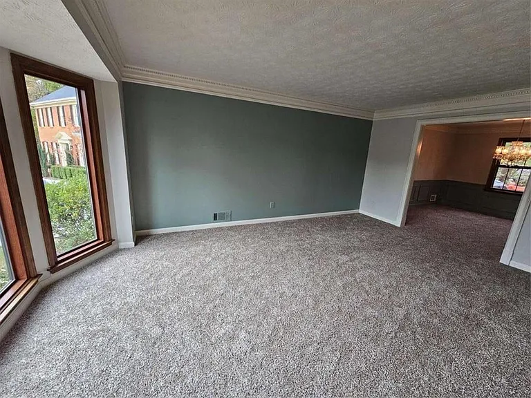 5525 Wedgewood Ct SW — Photo 3