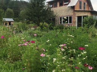 978 Cabot Rd, Marshfield, VT 05658