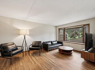 320 Karen Ln NE, Columbia Heights, MN 55421