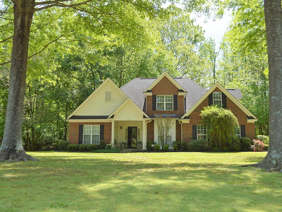 1st image of 2336 Oak Creek Dr