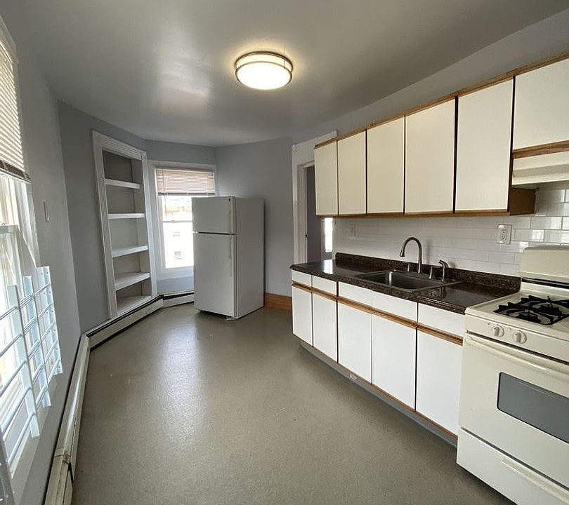 1st image of 89 N Washington St APT 5