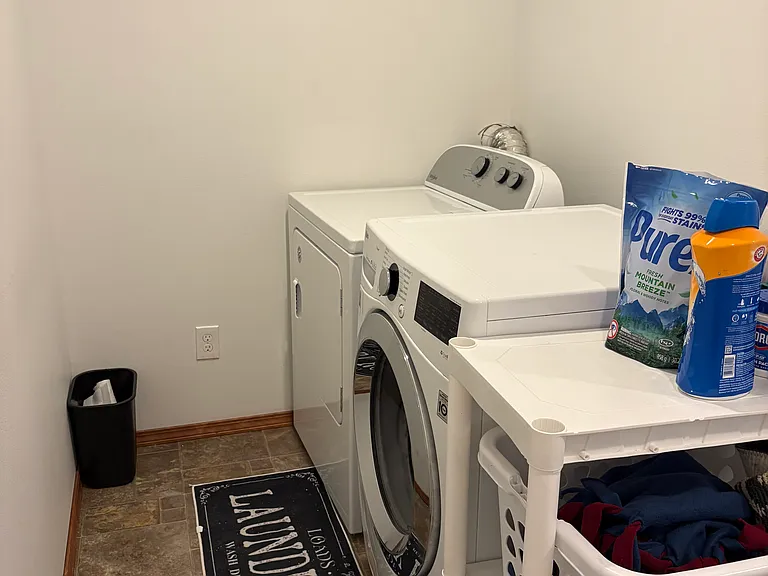 613 E Bonnie Lynn Ln — Photo 19