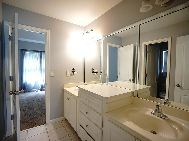 1868 Austins Pointe Dr — Photo 28