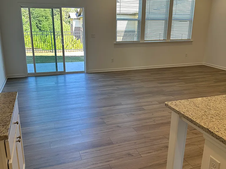 240 Vision St — Photo 29