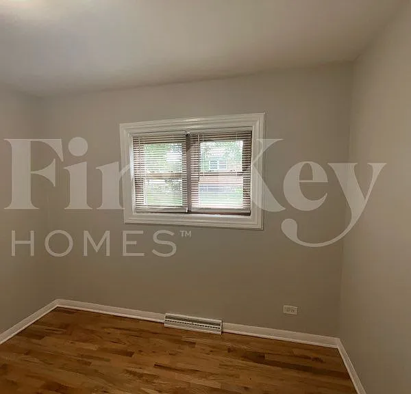 7744 Lotus Ave — Photo 7