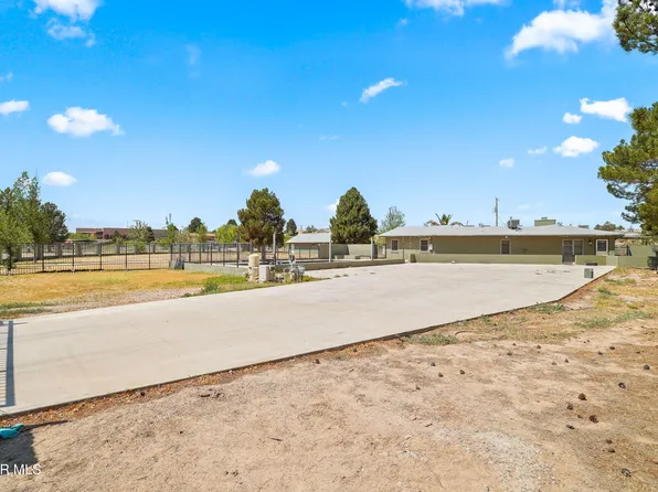 5300 Crawford Rd, Sunland Park, NM 88008