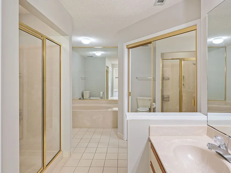 1219 Oakmont Dr — Photo 31