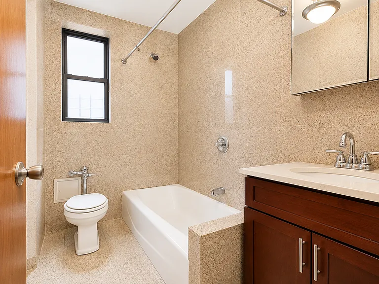 700 Fort Washington Ave #5F — Photo 12