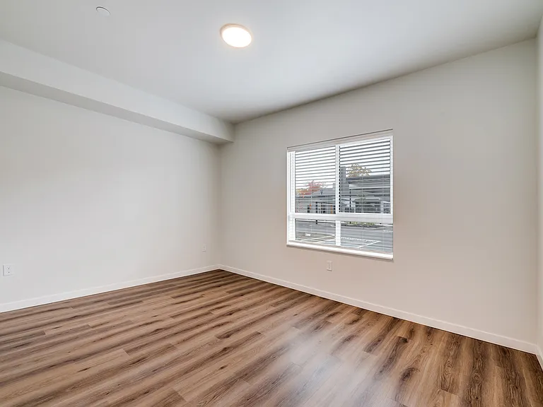 1x1 Executive Bedroom