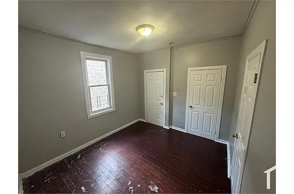Building Photo - 382 S 10th St #1
