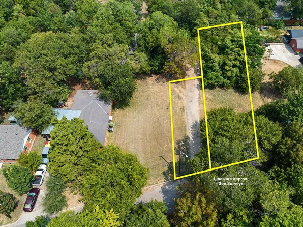 3811 Higgins Ave, Cockrell Hill, TX 75211