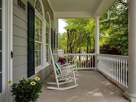 2nd image of 4329 Esherwood Ln