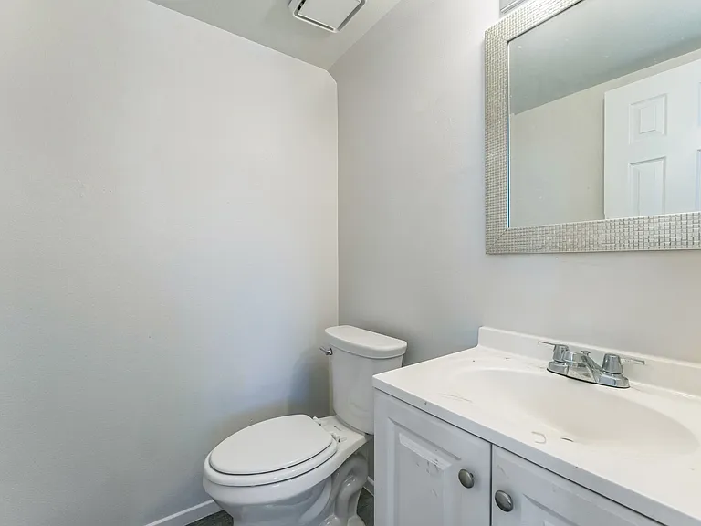 1228 Mews Ln — Photo 12