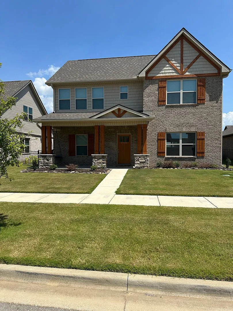 Beautiful Home in Boardwalk Subdivision in Athens — Photo 1