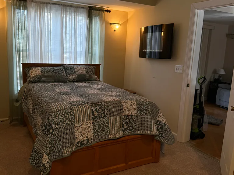 557 Half Moon Ct #1 — Photo 7