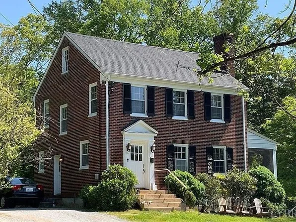 4000 Summit St, Lynchburg, VA 24503