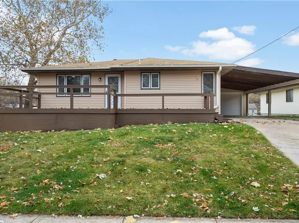 310 N 5th St, Oskaloosa, IA 52577