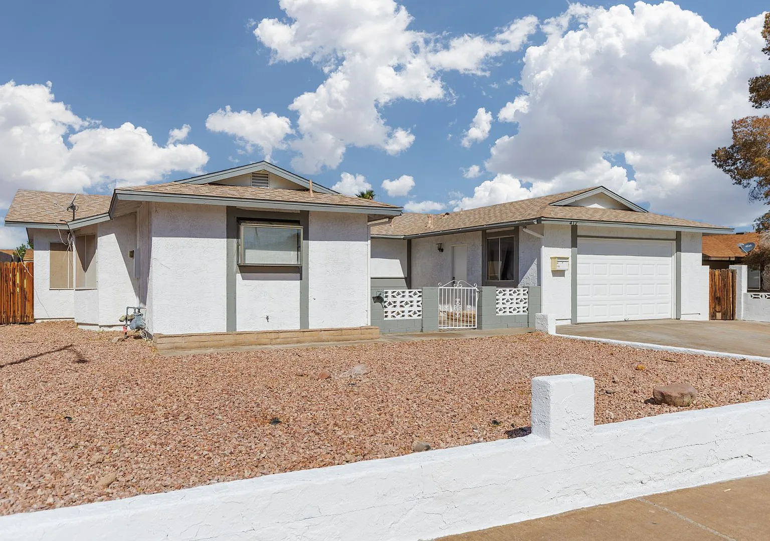 Single Family 3 Bedroom — Photo 4