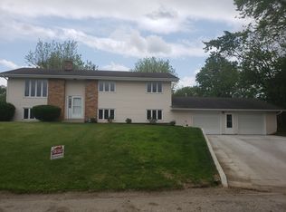 305 May Ct, Mt Zion, IL